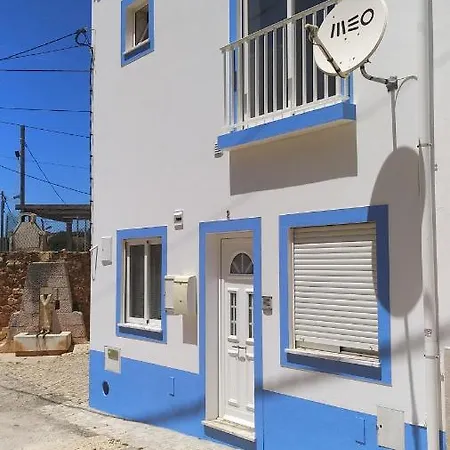 Casa Flora T1 - Do Bispo *